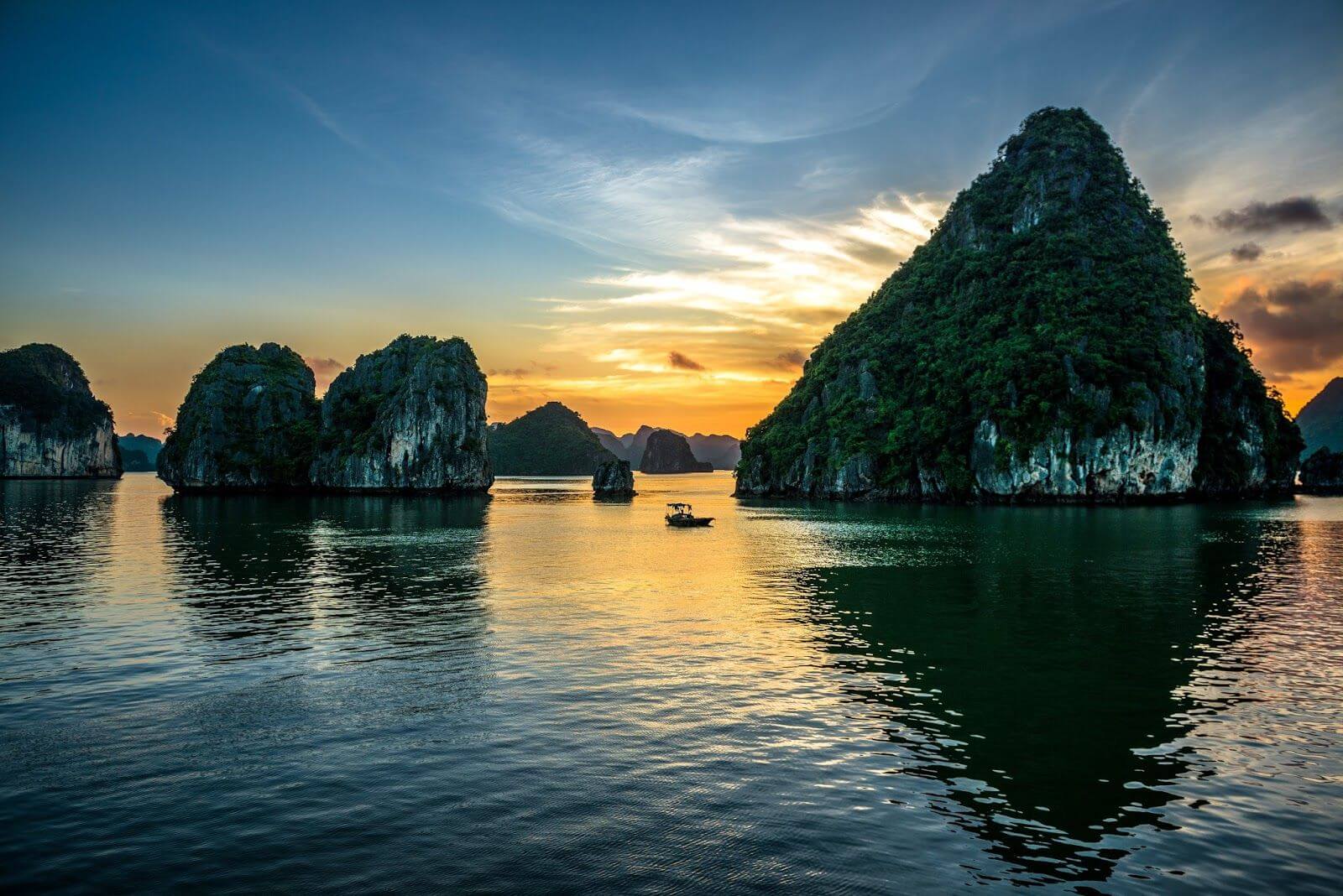 croisiere-halong-en-jonque-hai-long-2-jours-1-nuits-1