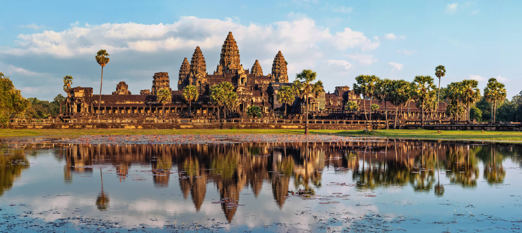 de-la-baie-dhalong-au-temple-angkor-vat-13-jours-1