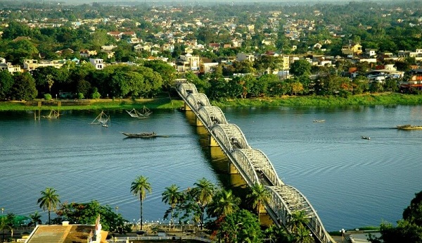 Huê, ville verte, naturelle et impressionnante