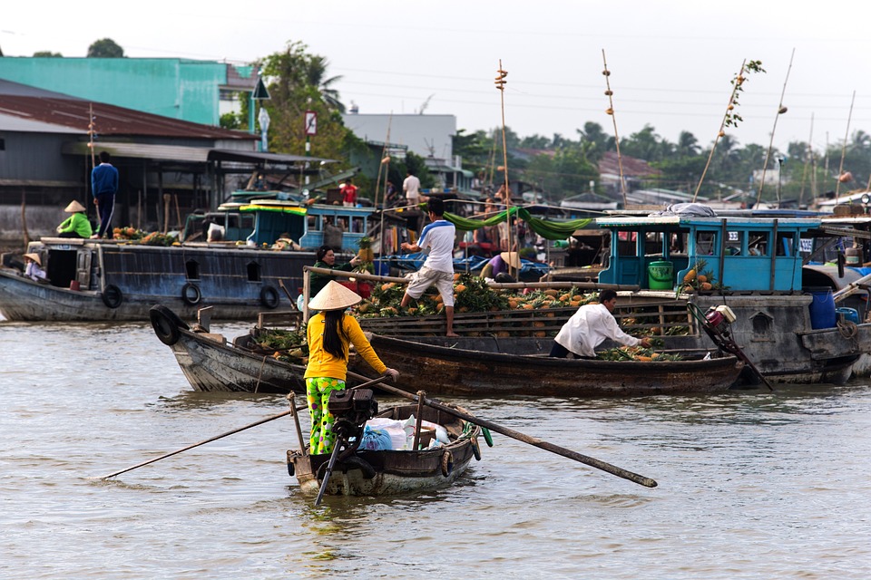 <strong>Délectez-vous au marché flottant de Cai Rang pendant votre aventure au Vietnam</strong>