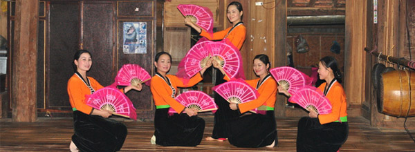 Mai Chau et les spectacles locaux  Une immersion culturelle inoubliable